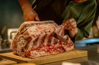 こだわりの熟成牛