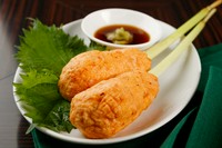 海老の身を贅沢に使っています。 2本1430円・追加1本770円