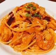 AGEHAはパスタメニューも豊富！
宮城県産の野菜・肉・魚 などの旬の食材と宮城県内の料理をとおしてふるさと宮城と向き合っていきます