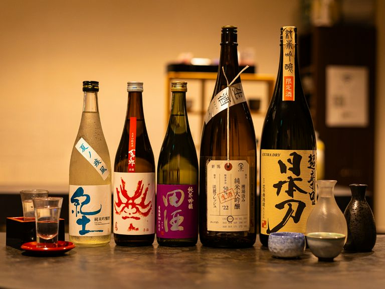 週替わりの銘酒とおでんのマリアージュを堪能