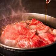 先付、前菜、向付、すき焼（熟成適サシ肉120g）、口直し、みそ椀、御飯、デザート