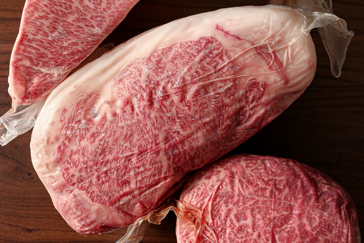 正規店仕入れの D-29 肉焼屋 東京食肉市場直送 広尾店 ネット予約可 広尾/焼肉 矯正用品・補助ベルト