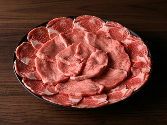 『黒毛和牛タンの盛り合わせ』※要予約