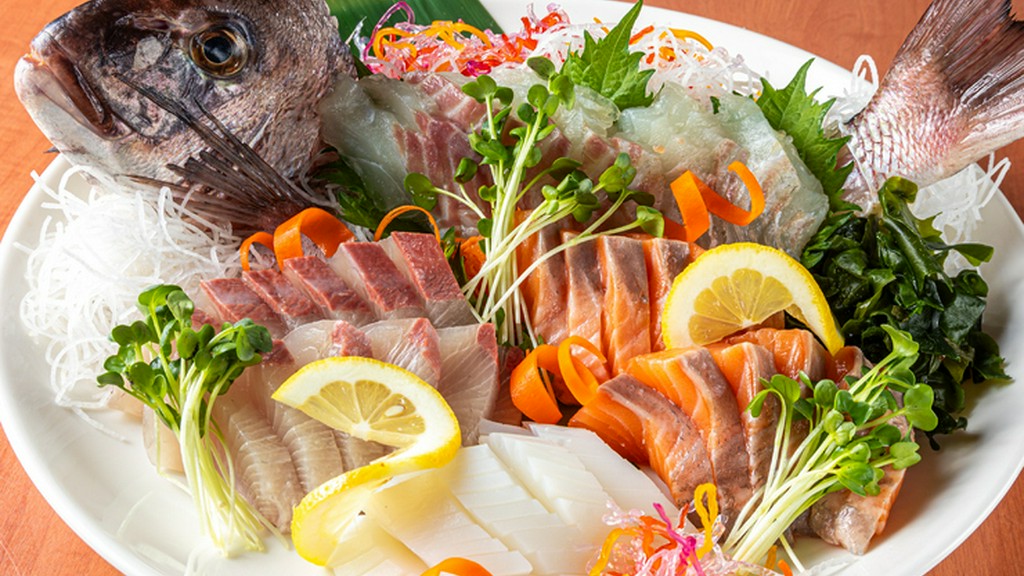 地元の新鮮な海の幸を堪能できる『本日のお刺身盛り合わせ』