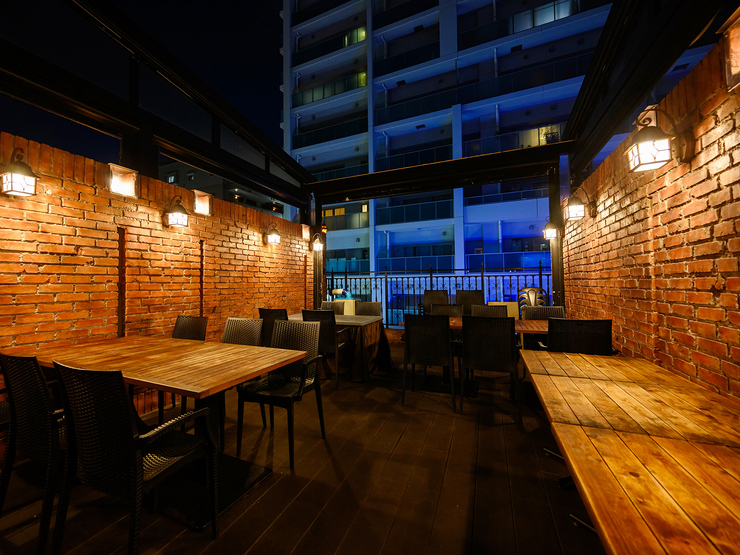 Only the venue is provided. You can bring your own food and drinks!