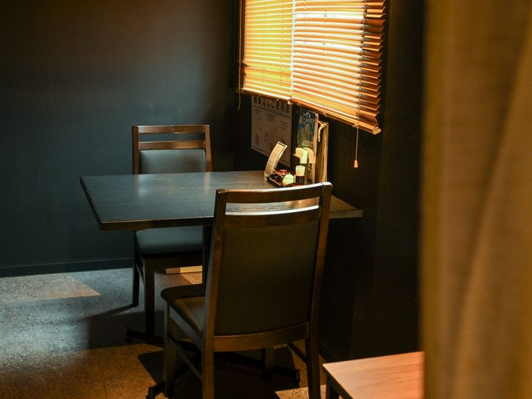 向かい合うその距離が、言葉以上の想いを届けてくれる