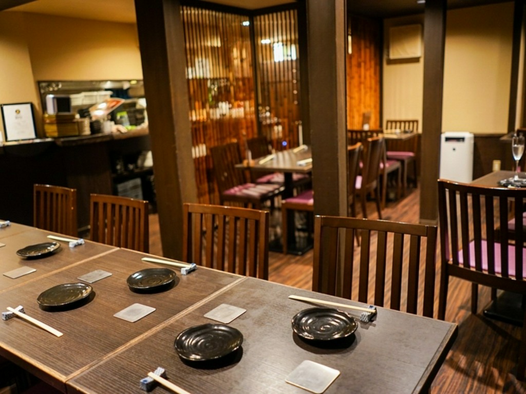 鉄板焼きとこだわりの空間が演出する特別な夜