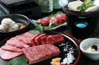 こだわりの料理にお酒もたっぷり楽しめる、飲み放題付きのコースもございます。