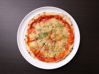 一番人気！窯で焼く本格ピザ『マルゲリータ』