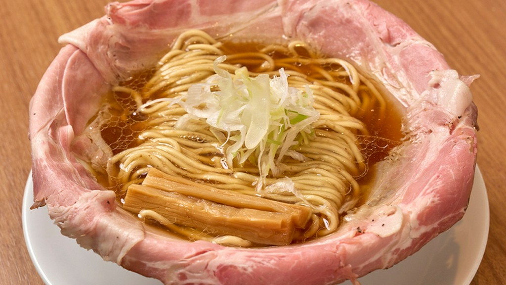 名古屋コーチンの鶏がらスープや自家製麺など食材にこだわりあり