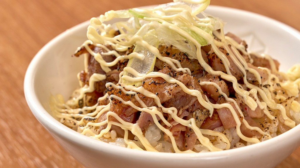 炙りチャーシュー丼