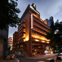 横浜平和プラザホテル2階でランチのひと時をお楽しみください。