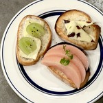 (ラムレーズンバター・白桃のコンポート・マスカットとカマンべール)

