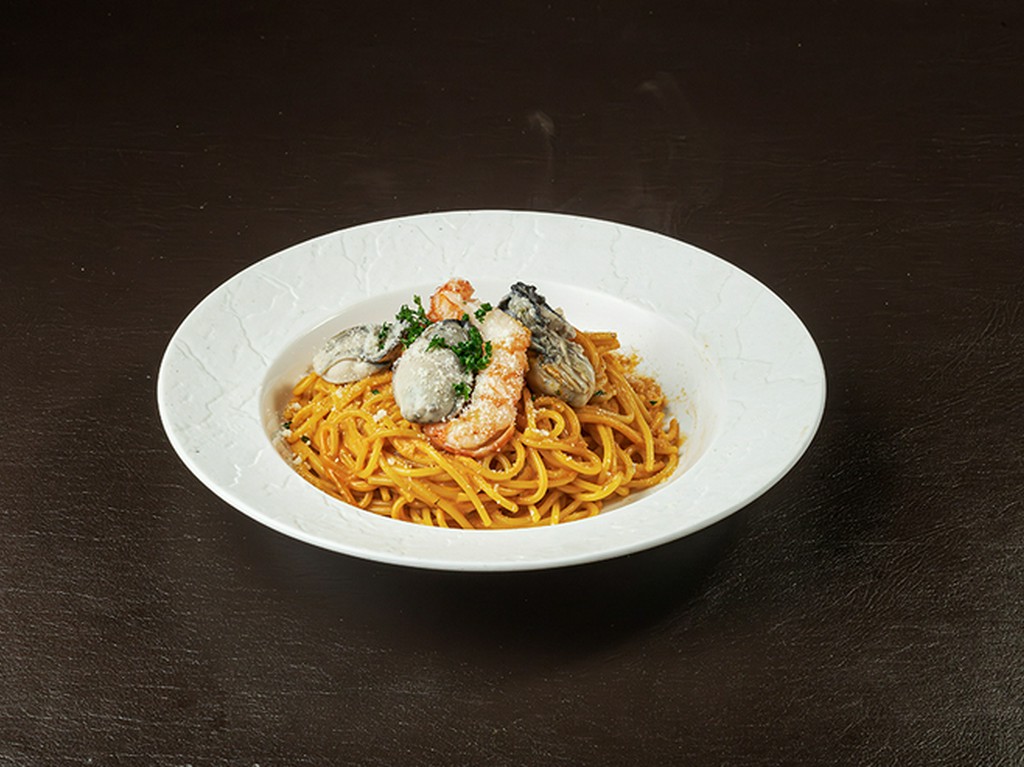 三種盛り合わせ（フライ・グラタン・ガーリックバター焼き)