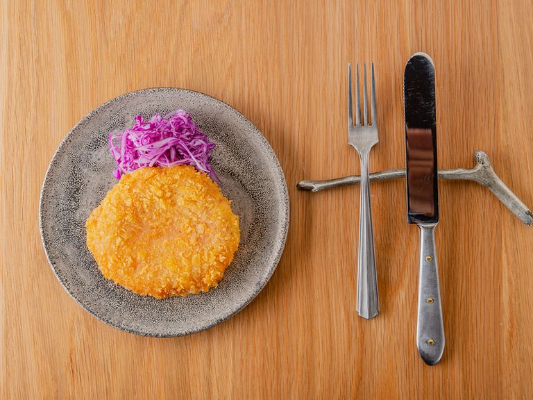 こだわりの空間と共に、ワインをさらに味わい深くしてくれる料理