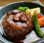 特製デミソースの石窯ハンバーグ