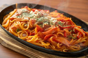 家族で楽しむ、高知の味と懐かしのメニューが勢ぞろい。