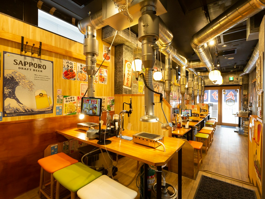 肉はリーズナブルな価格で、自由に組み合わせが可能