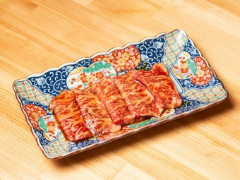 脂の甘みと赤身肉の旨みがしっかりと感じられる自慢の逸品『本気のたけ田　上カルビ』