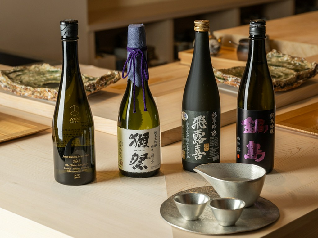 旨い寿司に合う旨い地酒が集い、酒米違いや季節酒も充実