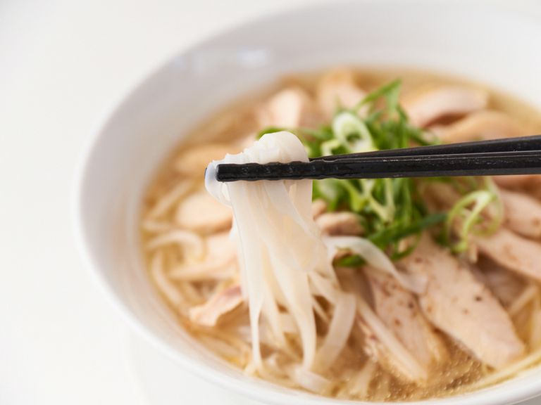 ベトナム現地で愛される味を素材から再現