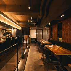 オープンキッチンを中心とした空間は、デートにもうってつけ