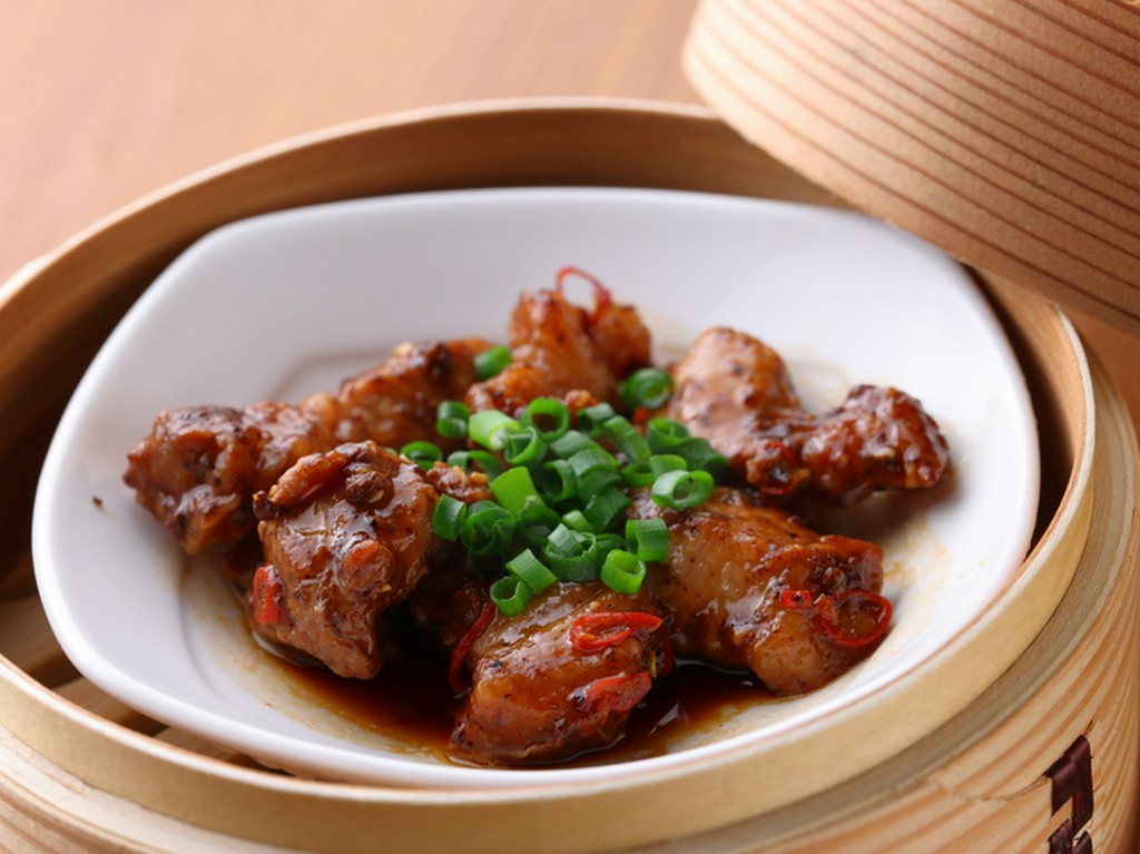 骨なしスペアリブのトウチ蒸し