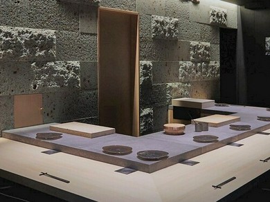 鮨の繊細な味の濃淡や表情には、合わせたい酒の種類も異なります