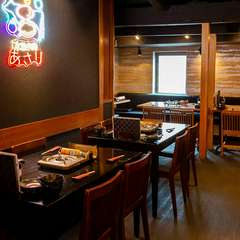 先斗町に佇む、上質でありながらカジュアルな空間