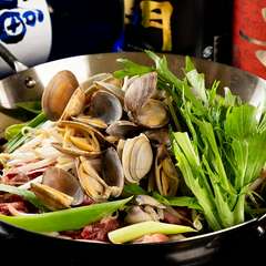 最後の一滴まで飲み干せる、自慢の味『名物　あさり炊き肉』