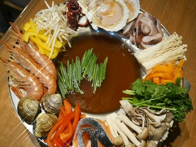 海鮮鍋で温まる