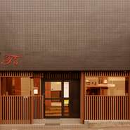 厳選したワインとお酒にあう創作料理を味わえるワインバー