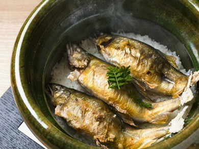 季節の炊き込みご飯