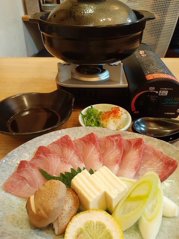 本日の鮮魚しゃぶしゃぶ(内容は、その日の仕入れにより変更あり)