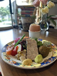 ブランチプレート（スープ・パン・お好きなチーズ1種付き）