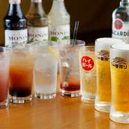 食べ放題コースに追加できる飲み放題メニューを用意。アルコール・ノンアルコール＆ソフトドリンクと多彩なラインナップで、旨い肉をより味わい深く楽しめます。