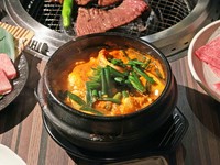 焼肉と楽しみたいサイドメニュー『スンドゥブ』