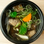 ビビンバ  748円 / 石焼ビビンバ 968※トッピング選べます。《トッピング》チーズ…110円 明太子…165円 / カルビクッパ 990円 / しそご飯 473円