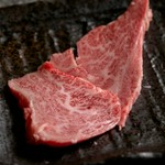 脂がよく入り、上ロースの中で一番なめらかな霜降りを味わえます。