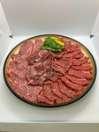 赤身の盛り合わせ(500g)4,980円
原点ハラミ（サガリ）300g 2574円/500g 4,125円