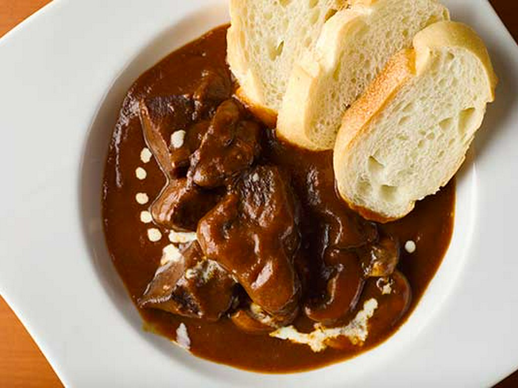 牛タンシチュー