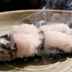 四季折々の美味を惜しみなく使用した割烹料理に舌鼓