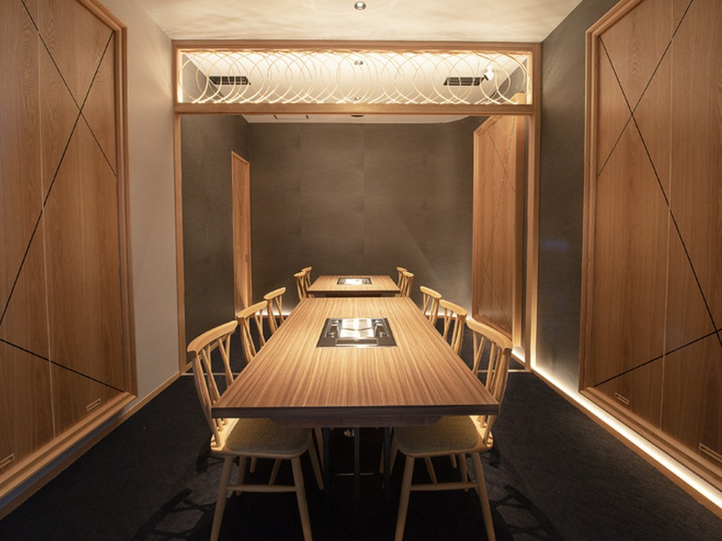 VIPルームを完備。ほかの誰にも会わず、直接個室へ入れる仕掛け