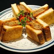 店内でもお召し上がり頂けます。

デリバリーは御座いません。