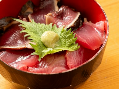 鰹（かつお）丼　※鰹の国土佐を代表する逸品