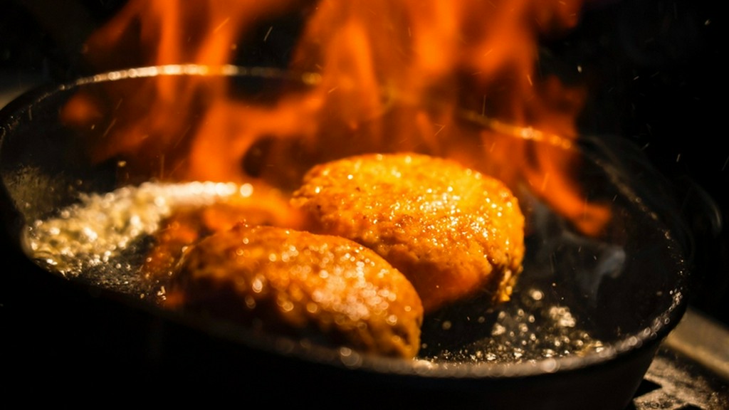 もりたなか牛の旨さ爆発『神様のハンバーグ』