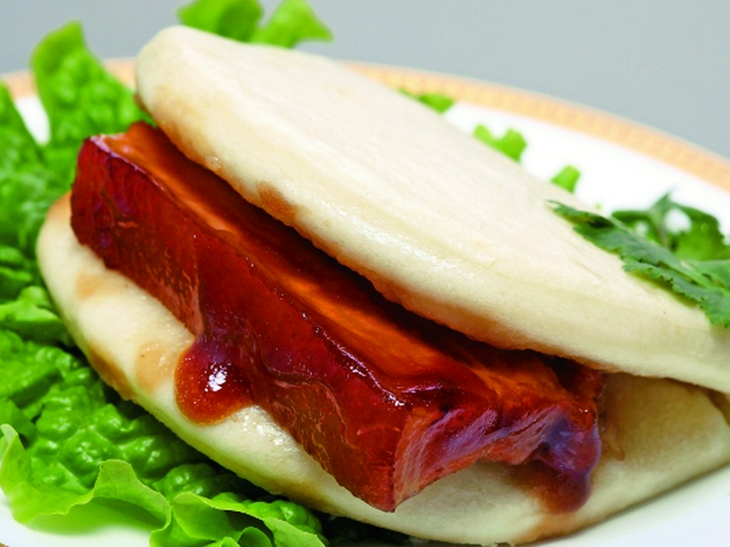 ワインと合わせたい一品。角煮サンド『角煮割包』