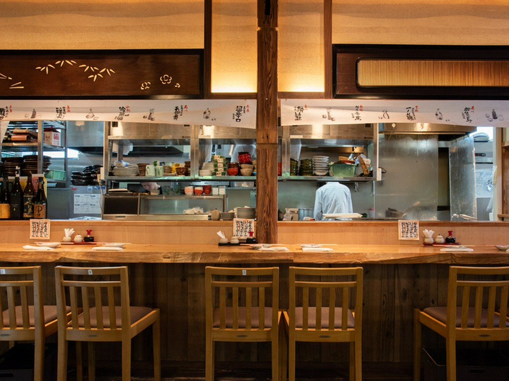 肩肘を張らず、カジュアルに2人の素敵な時間を満喫