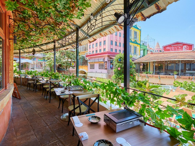 テラス席がある