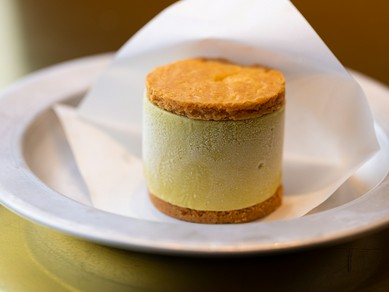 季節ごとに変わる限定のフレーバーにも挑戦したい『自家製クッキーのアイスサンド』